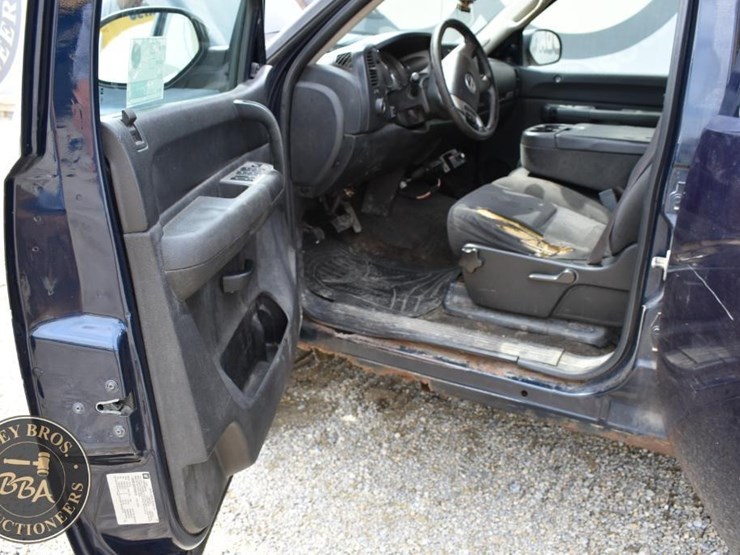 2007-chevrolet-2500hd-image-15