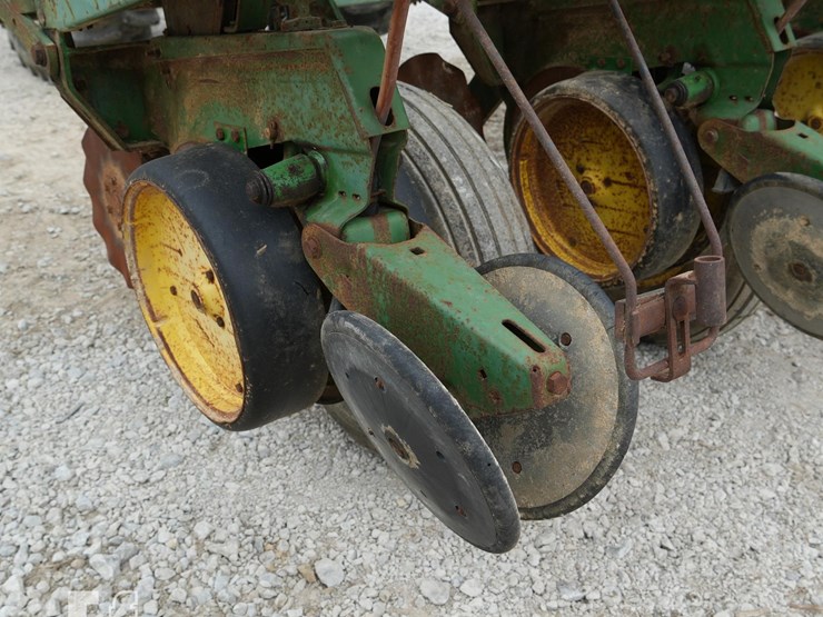 john-deere-7000-image-6