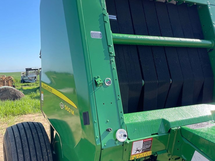 2023-john-deere-560m-image-14