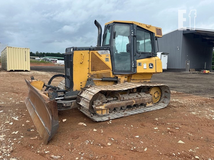 2013-deere-650k-lgp-image-1