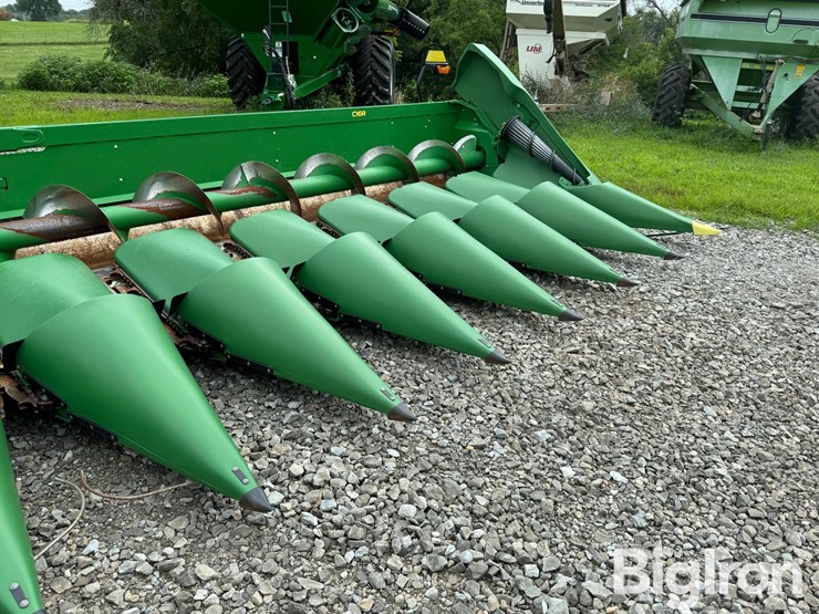 2022-john-deere-c16r-image-9