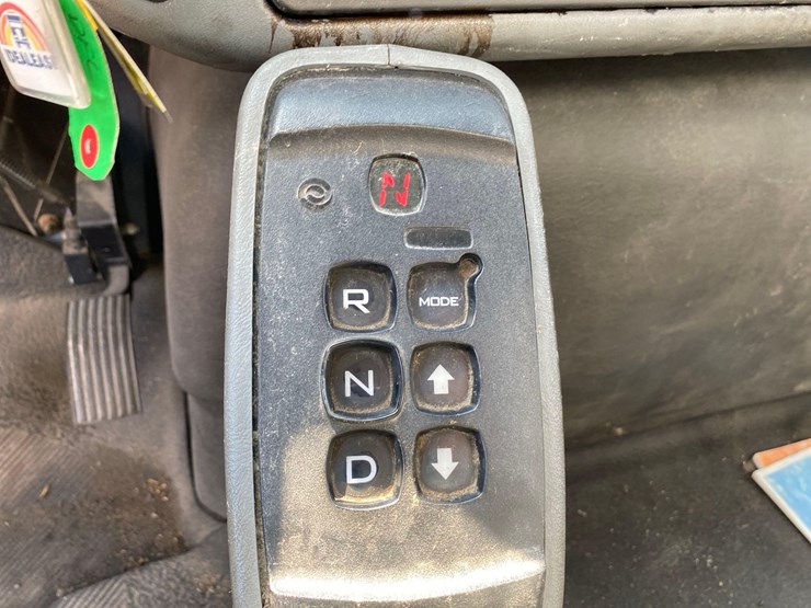 2006-international-durastar-4300-image-41