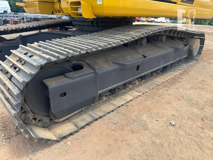 2021-komatsu-pc360-lc-image-17