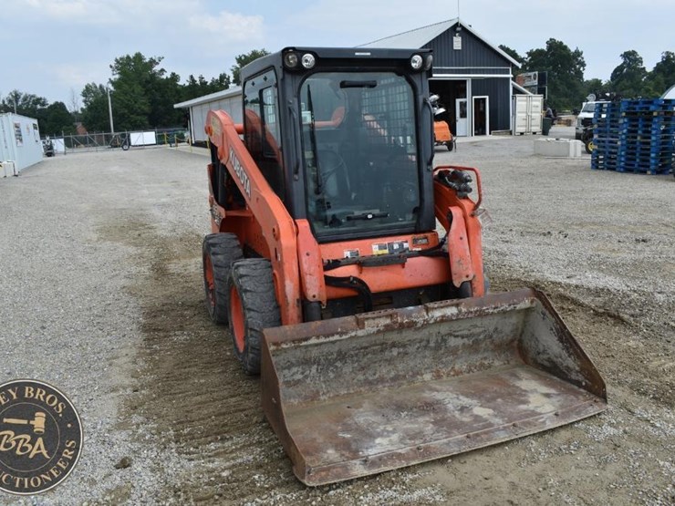 2017-kubota-ssv65-image-25