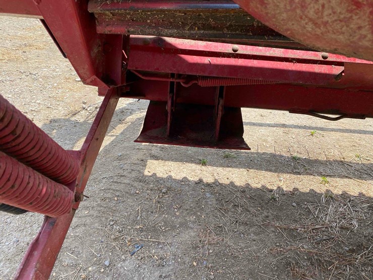 case-ih-8340-image-33