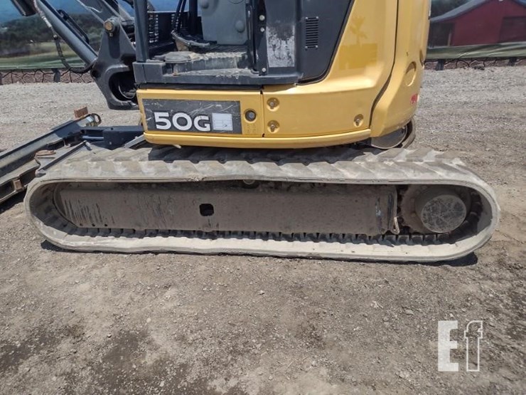 2017-deere-50g-image-26