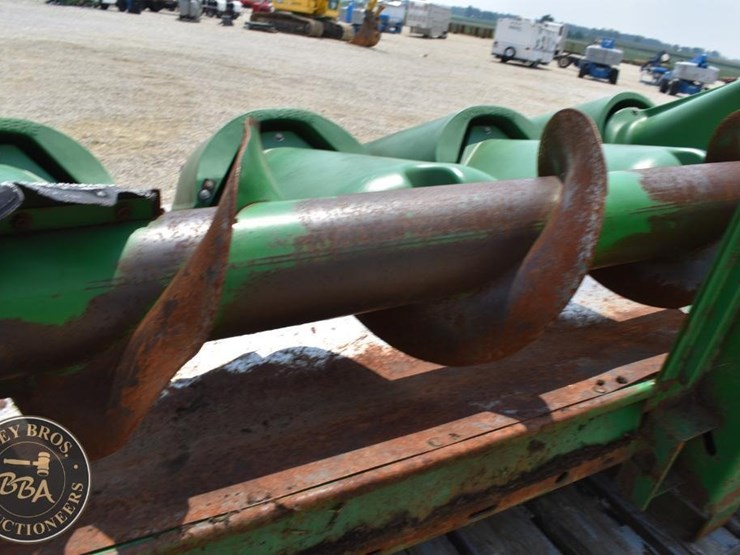 1989-john-deere-643-image-22
