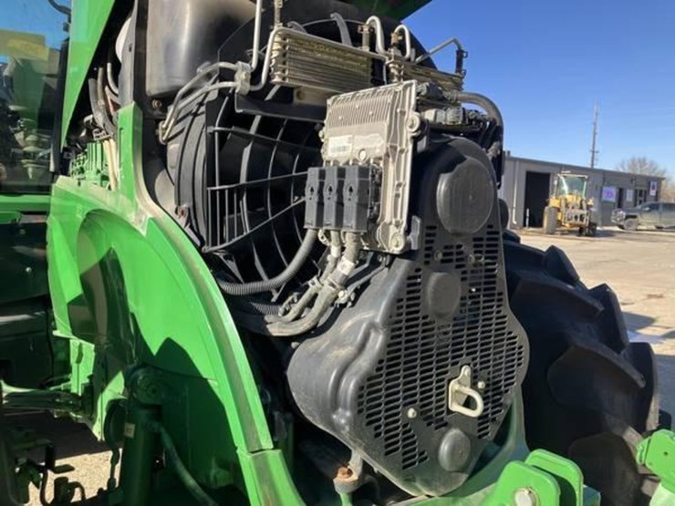 2012-john-deere-7280r-image-13