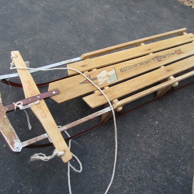 #8852 • Gladding American Flyer Wooden Sleigh