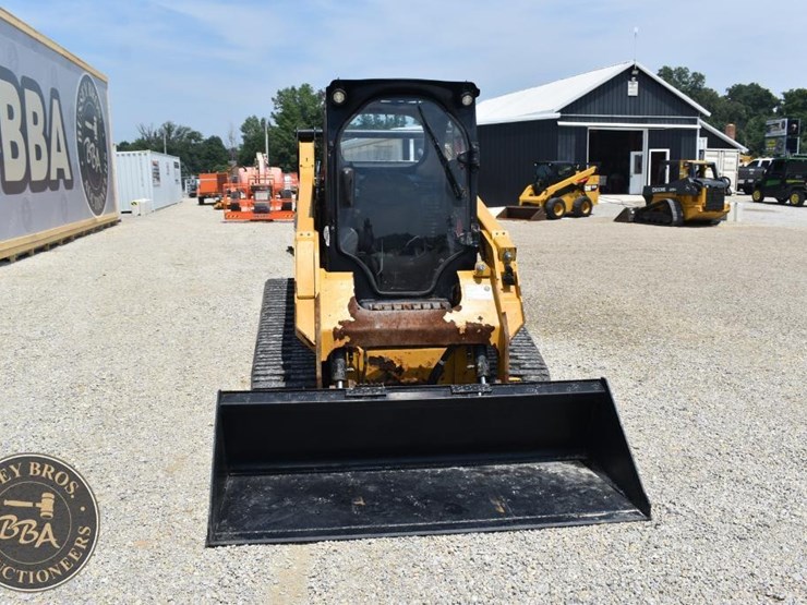 2021-caterpillar-262d3-image-16
