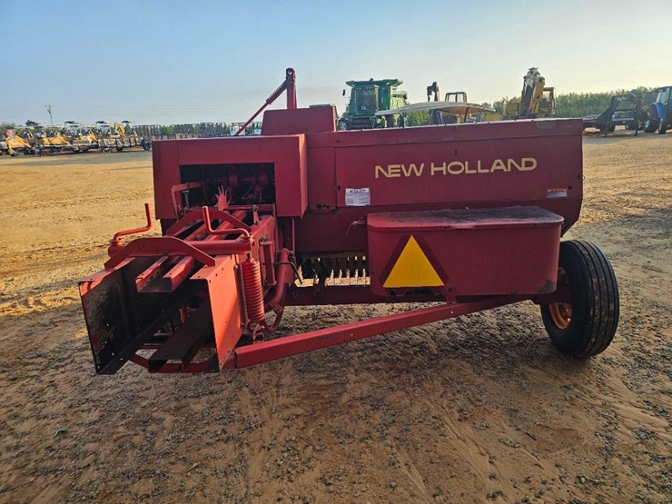 new-holland-575-image-5