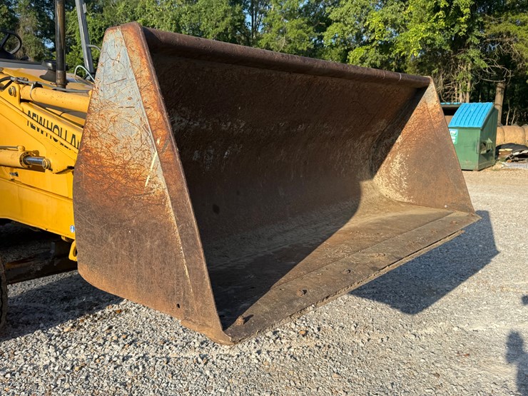 new-holland-555e-image-24