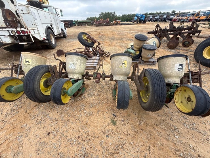 john-deere-71-image-5