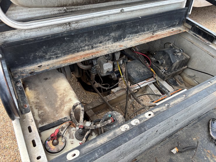 #22740-•-turf-carry-all-club-car-for-parts-and-repairs-image-6