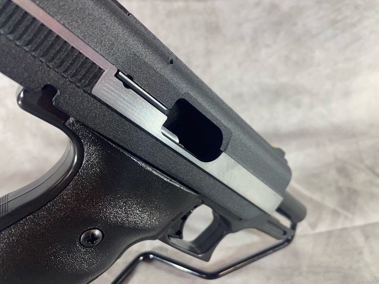 #4374-•-hi-point-cf380-380-auto-pistol,-sn:-p8204504-image-11