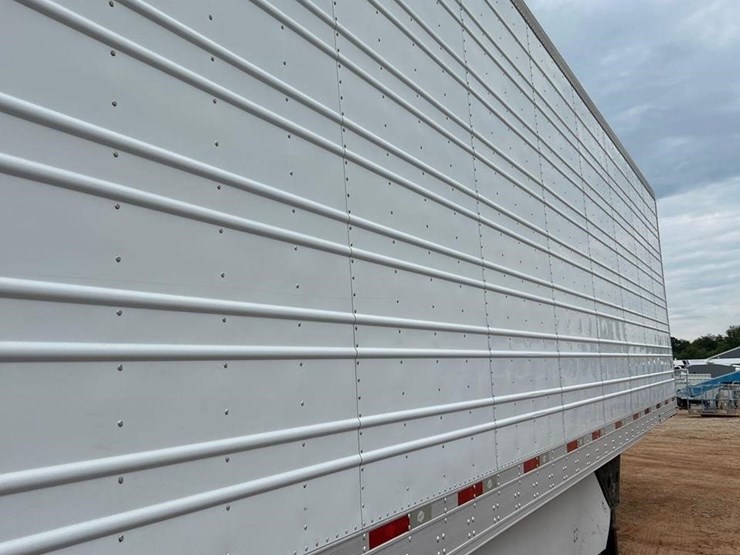 2014-utility-3000r-image-42