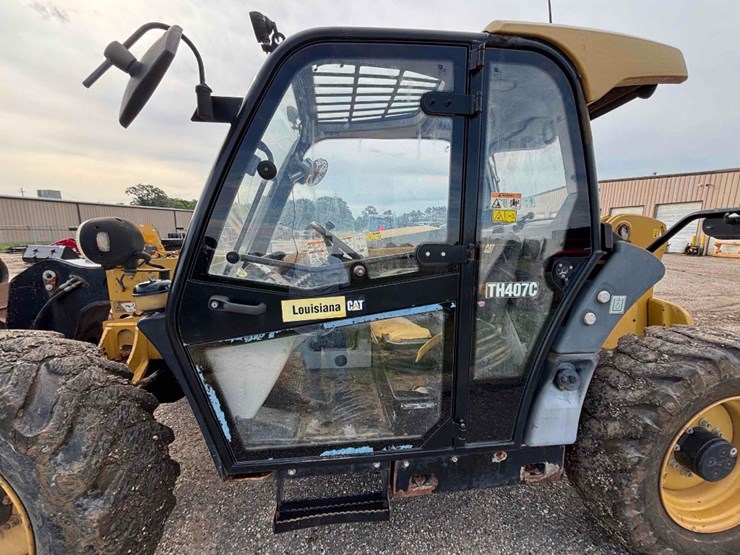caterpillar-th407c-image-51