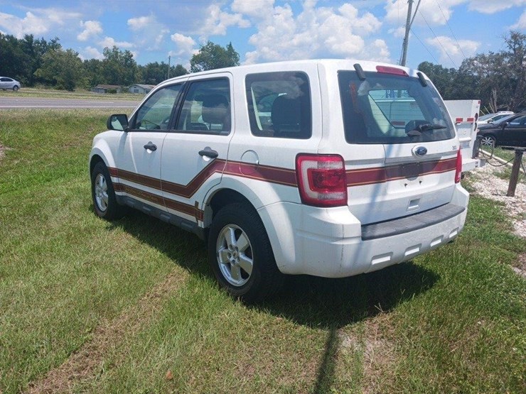 2012-ford-escape-image-5