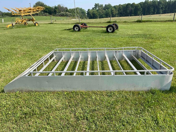 2006-8’x28’-c&c-aluminum-livestock-trailer-image-44