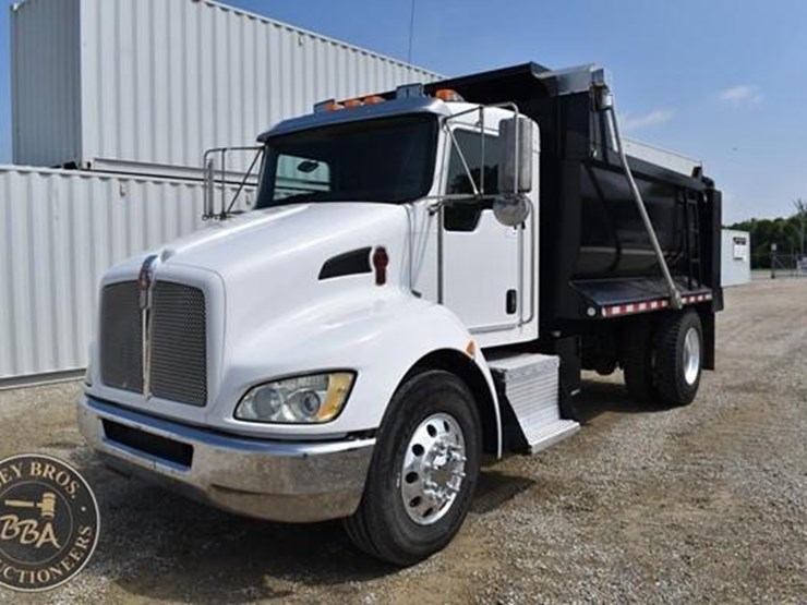 2012-kenworth-t370-image-1
