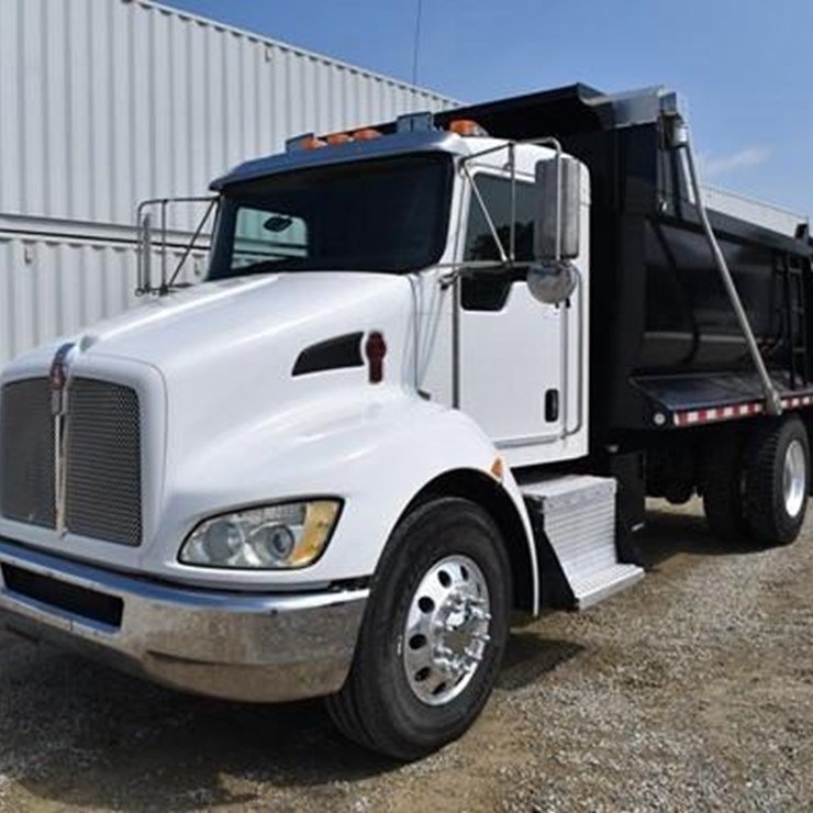 2012 KENWORTH T370