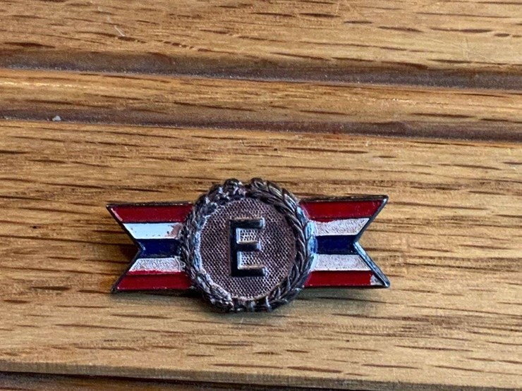 (2)-wwii-“e”-program-pin-+-achievement-award-pin-image-4