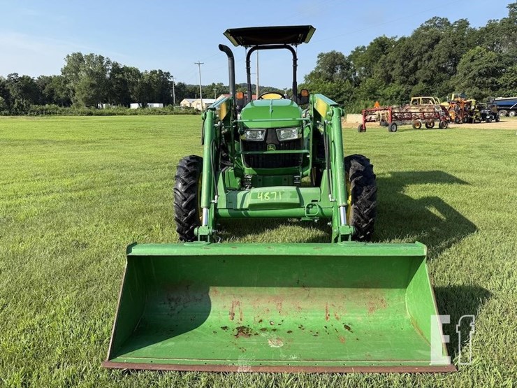 john-deere-5045e-image-3