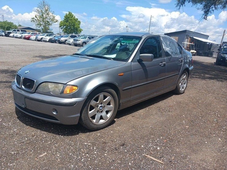 2005-bmw-3-series-runs/moves-325i-image-3