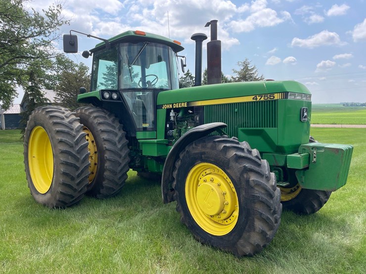 john-deere-4755-image-3