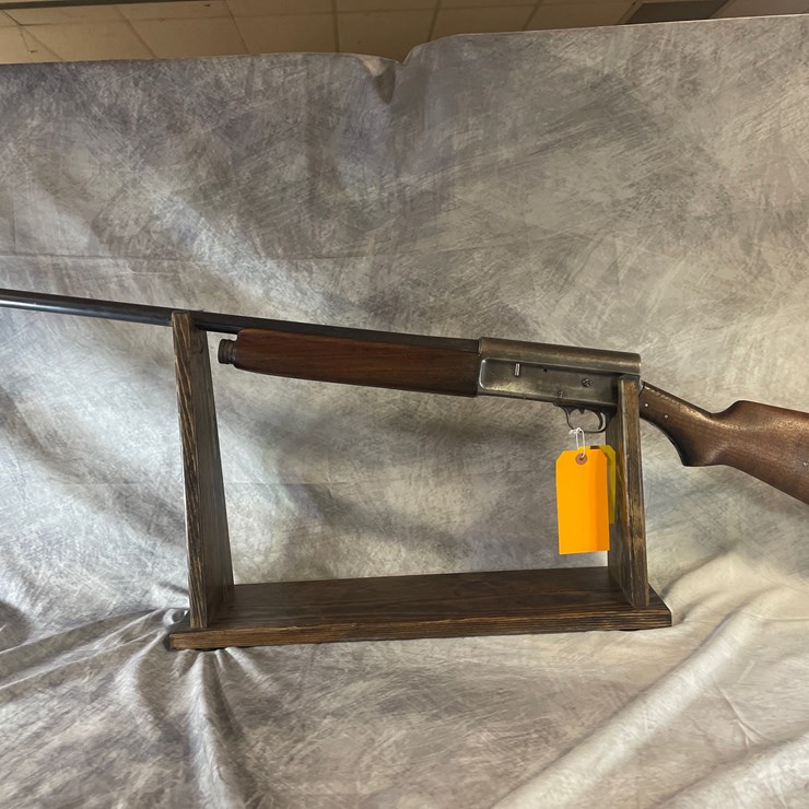 #4443 • Remington Model 11 12 Ga. Semi-Auto Shotgun, SN: 293749