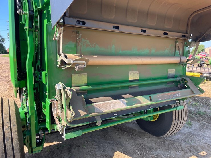 2023-john-deere-560m-image-27