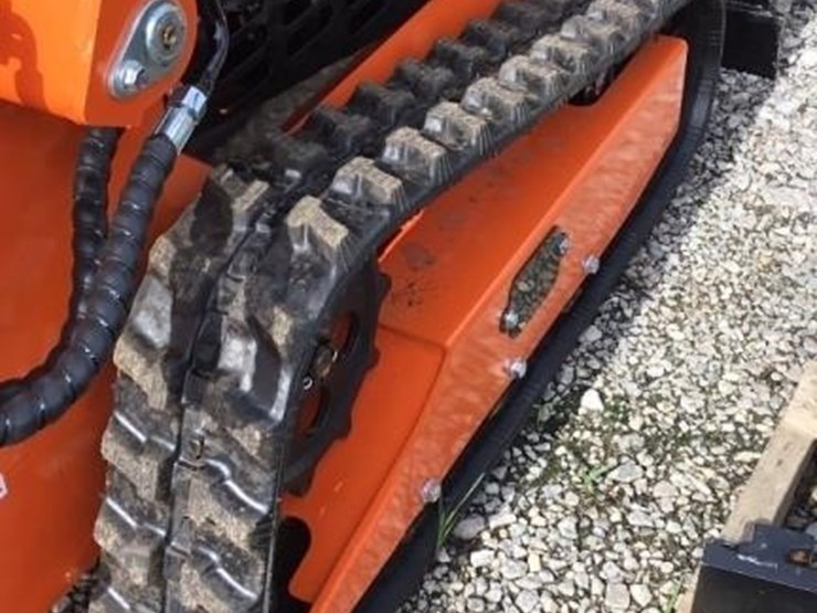 new-mms-skid-steer-loader-image-6
