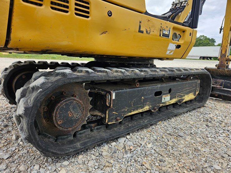 caterpillar-301.7-image-62