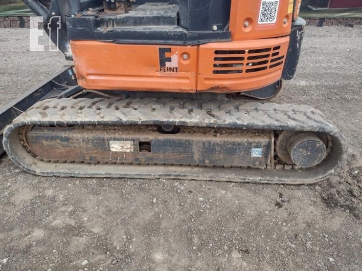 2021-hitachi-zx26u-5-image-25