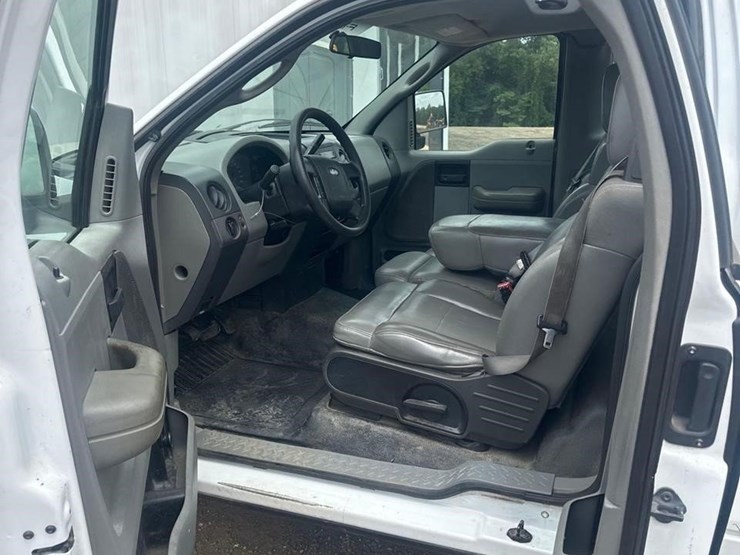 2007-ford-f150-xl-image-17