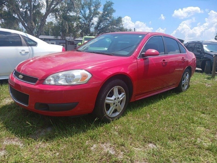 2013-chevrolet-impala-police-image-1