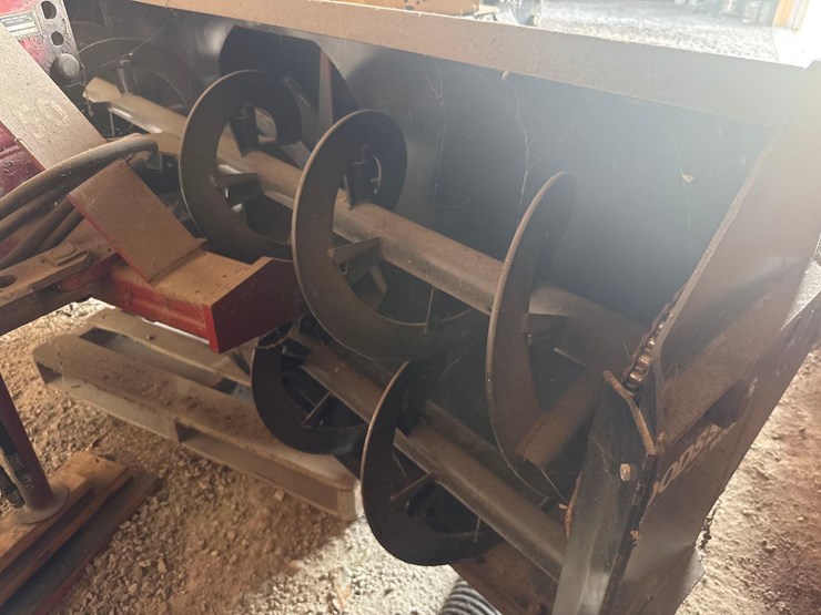 8’-woods-ss96-snow-blower-image-4