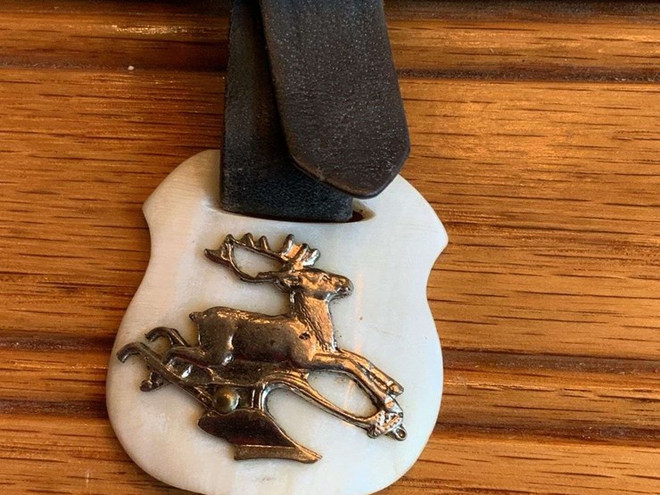 (2)-john-deere-pearl-watch-fobs-image-3