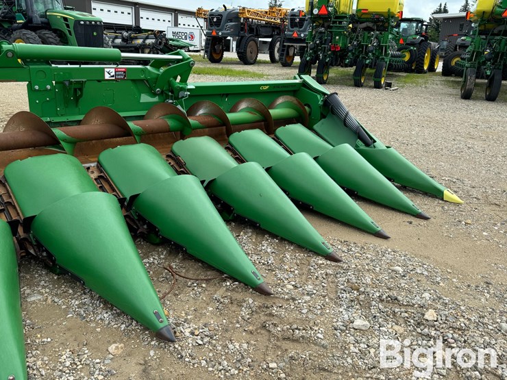 2022-john-deere-c12f-image-9