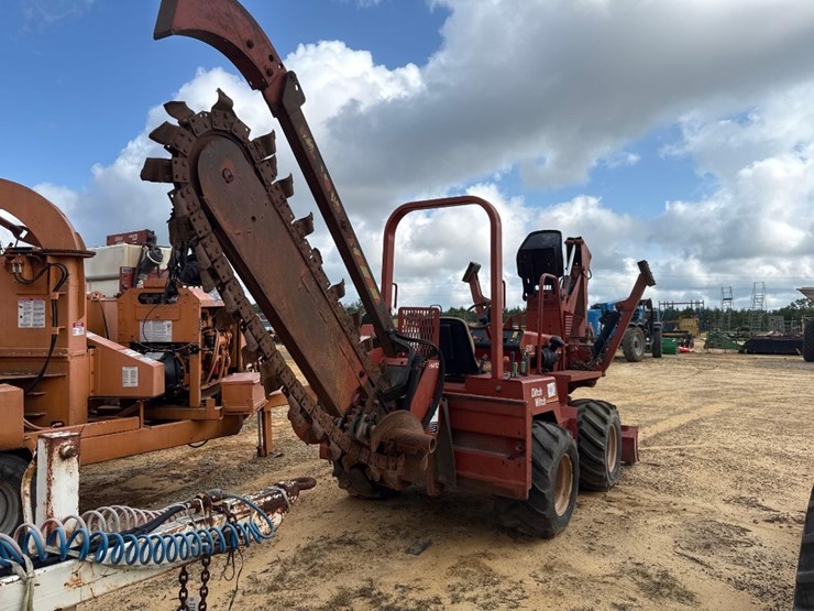2002-ditch-witch-5700-image-4