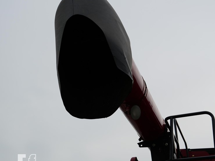 2012-case-ih-5088-image-10