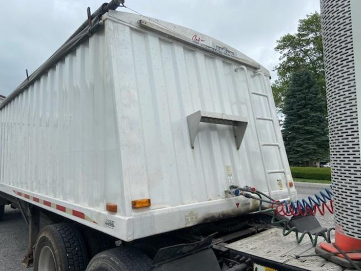 1997-jet-34'-tandem-axle-semi-hopper-trailer-image-2