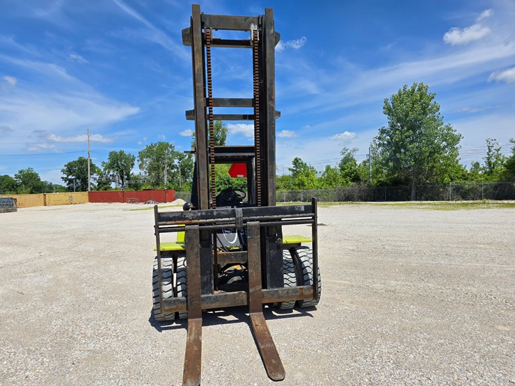 #16610-•-clark-c500y165d-diesel-forklift-image-39