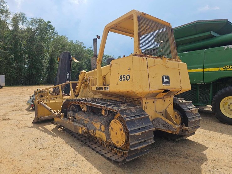 john-deere-850-image-3