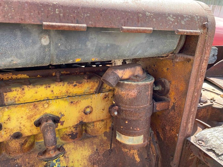 caterpillar-15-ag-crawler-tractor-image-13