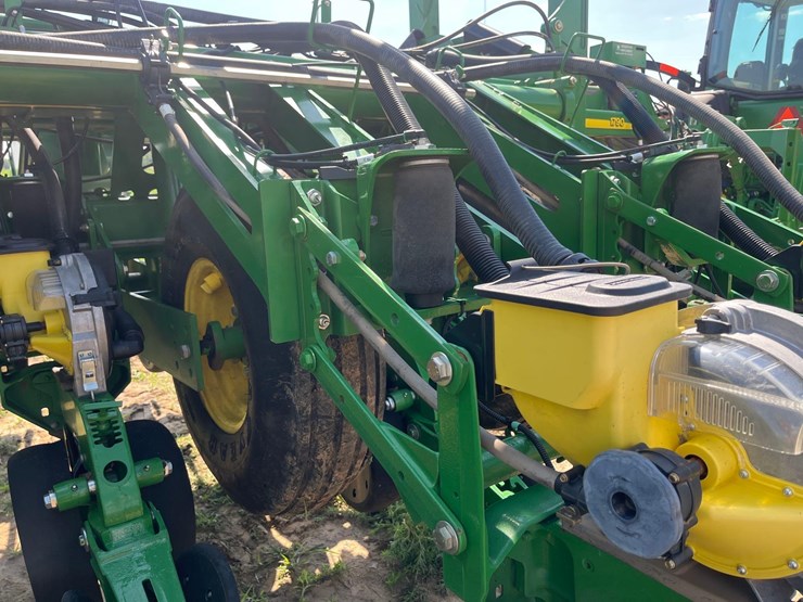 2012-john-deere-1790-image-17