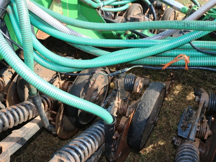 2000-john-deere-1860-image-23
