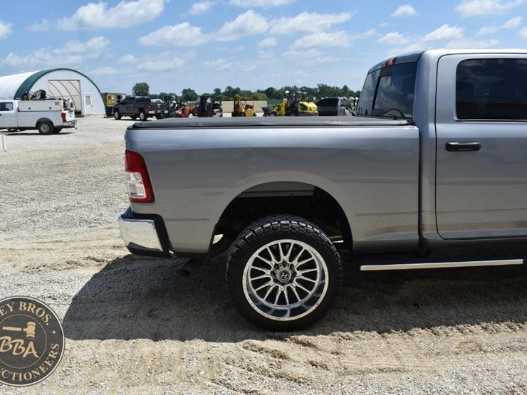 2024-ram-3500-hd-image-24