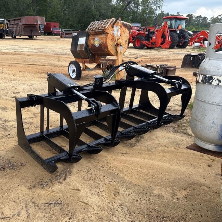 201 - NEW - 6' QUICK ATTACH GRAPPLE