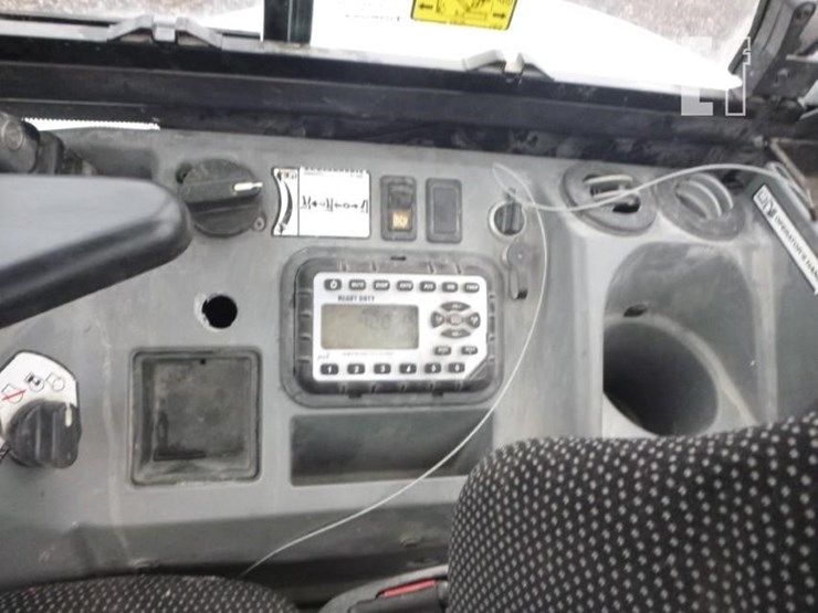 2021-bobcat-e35-image-10
